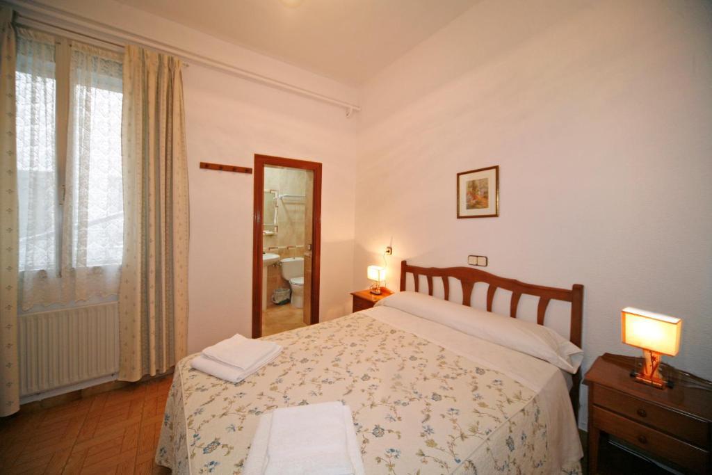 Hostal San Antonio مدريد الغرفة الصورة